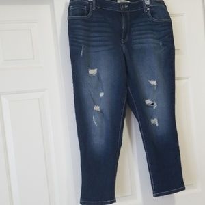 NWOT Faded Glory distressed skinny